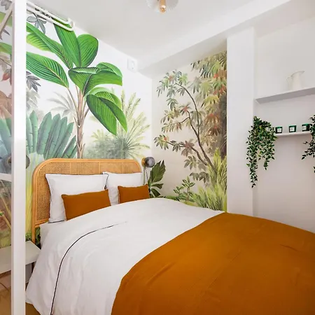 Somptuous One Bedroom Flat In Champs-elysees *